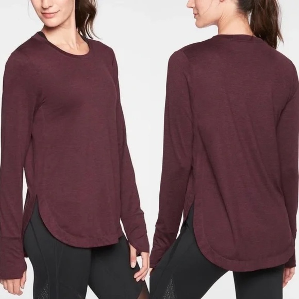 Athleta Long Sleeve Crewneck Top in Burgundy